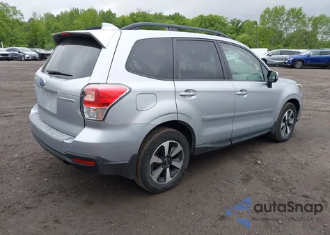 2018 Subaru Forester 2.5I Premium from USA, damaged, VIN JF2SJAEC3JH605195